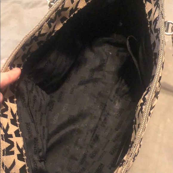 Authentic MK bag , medium tote bag - Picture 3 of 3